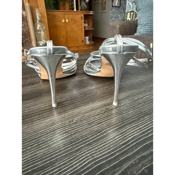 NWOT Olivia Ferguson Silver Strappy Heels Sz. 11 - Picture 6 of 6